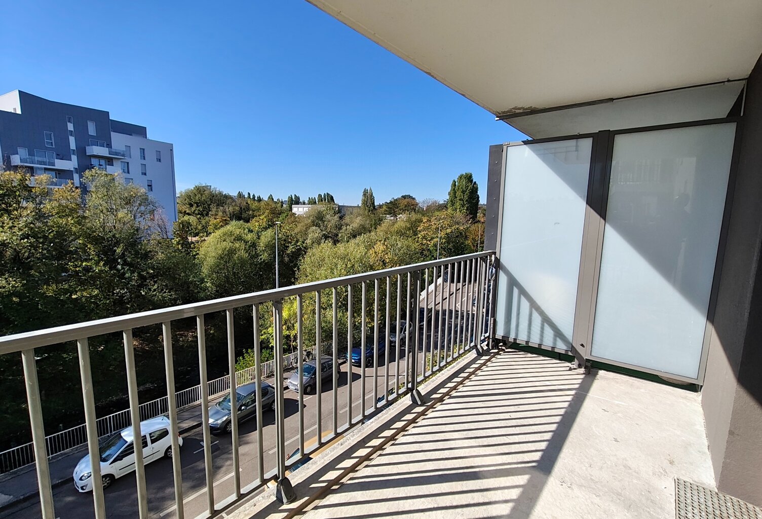 DIJON - APPARTEMENT 3 PIECES - 65m² - TERRASSE — photo 1