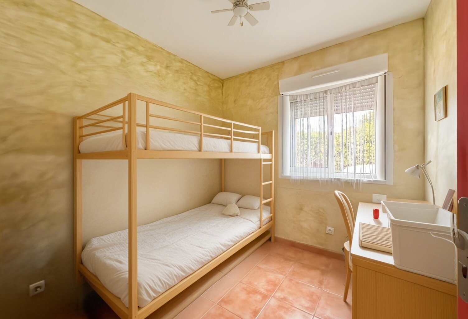 A vendre CARGESE - proche de la plage - Maison de 2 chambres et 1 bureau - Jacuzzi — photo 1