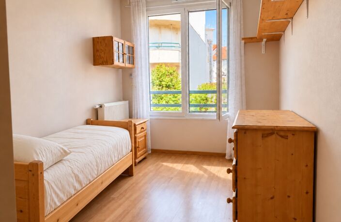Appartement à vendre 5 pièces DIVONNE LES BAINS (01) — photo 3