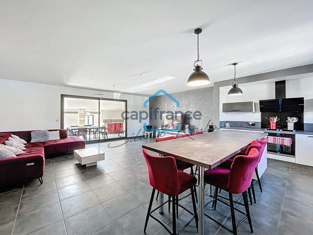 PIERRELATTE – FERME BAUMET | Villa de plain-pied de 107 m², 4 chambres, DPE A et superbe terrasse couverte de 50 m² — photo du bien
