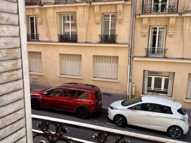 PARIS 12ᵉ – DAUMESNIL,  2 PIÈCES À RÉNOVER — photo du bien