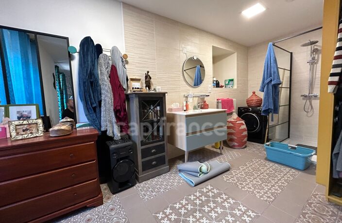 Dpt Dordogne (24), à vendre COULAURES maison P11 de 390 m² - Terrain de 4 828,00 m² - Plain pied — photo 2