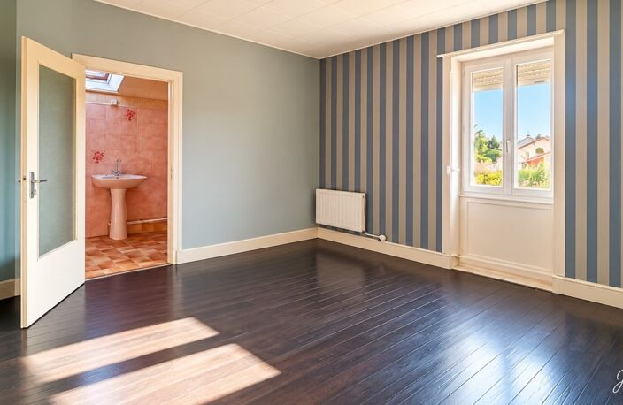 🏡 SAINT-VALLIER – 109 M², 3 CHAMBRES, GARAGE ET DÉPENDANCE : SEULEMENT 76 300 € ! — photo 4
