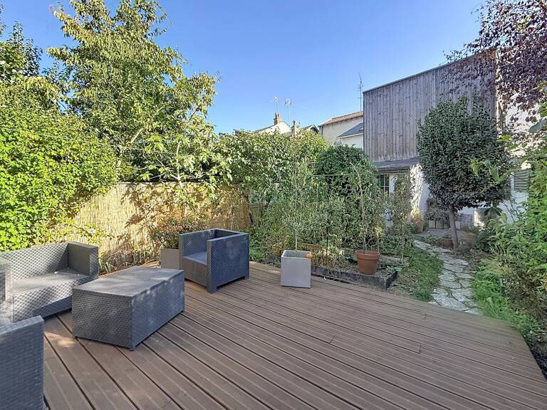 TOURS – QUARTIER FEBVOTTE | MAISON FAMILIALE DE 155 M² – 5 CHAMBRES – JARDIN SANS VIS-À-VIS – AUCUN TRAVAUX — photo 1