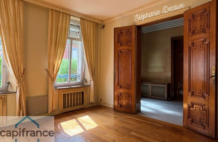 FOURMIES CENTRE – MAISON BOURGEOISE 310 m² – JARDIN – GARAGE – CHARME DE L'ANCIEN – ACTIVITÉ PROFESSIONNELLE POSSIBLE — photo 4