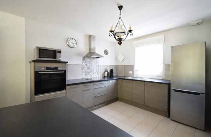 Maison à vendre 5 pièces TOURS SUR MARNE (51) — photo 2