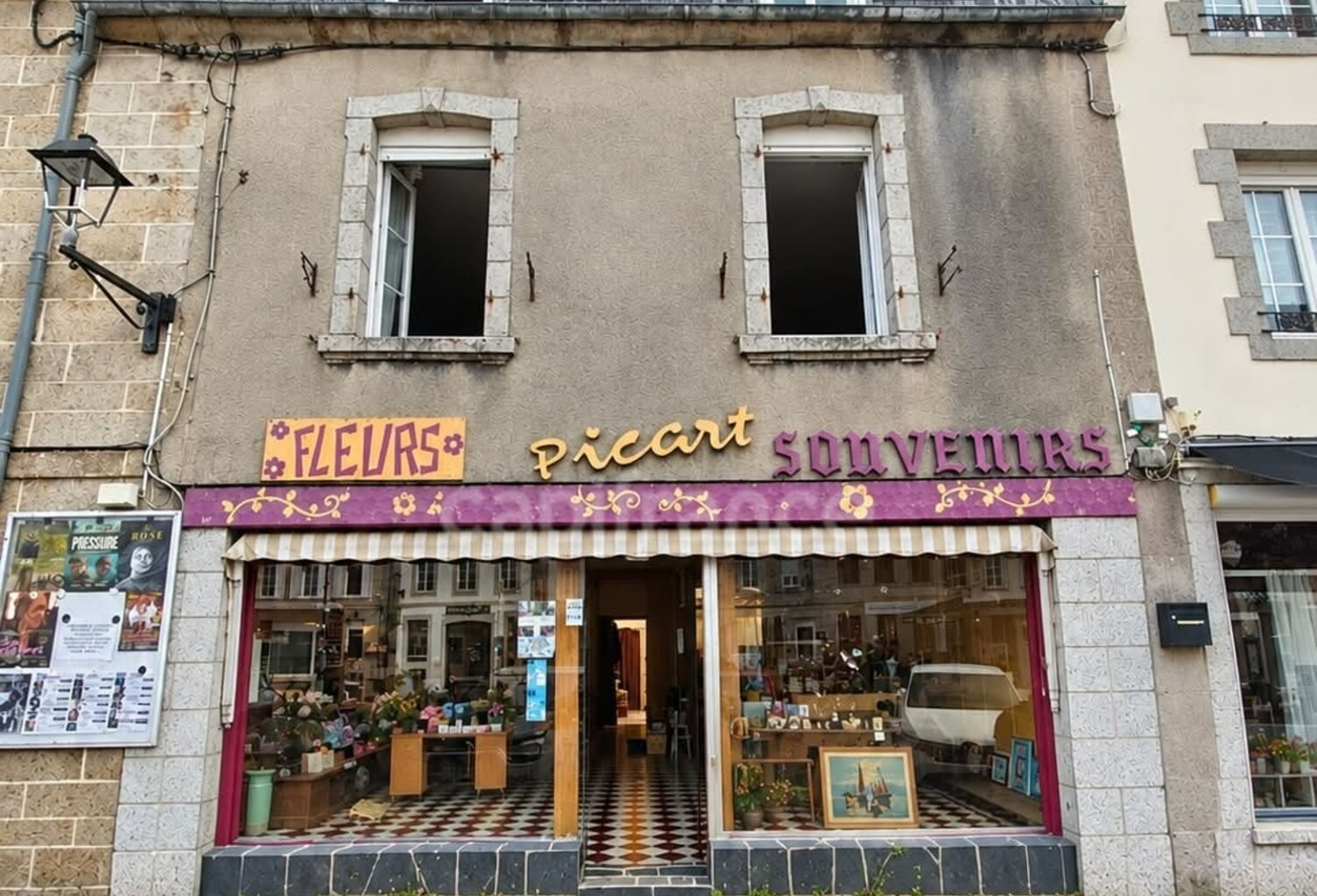 HUELOOGAT – IMMEUBLE , LOGEMENTS ET FORT POTENTIEL — photo 1