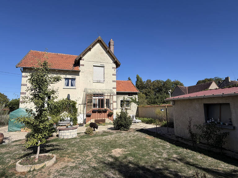 Maison à vendre 5 pièces CHENY (89) — photo 1