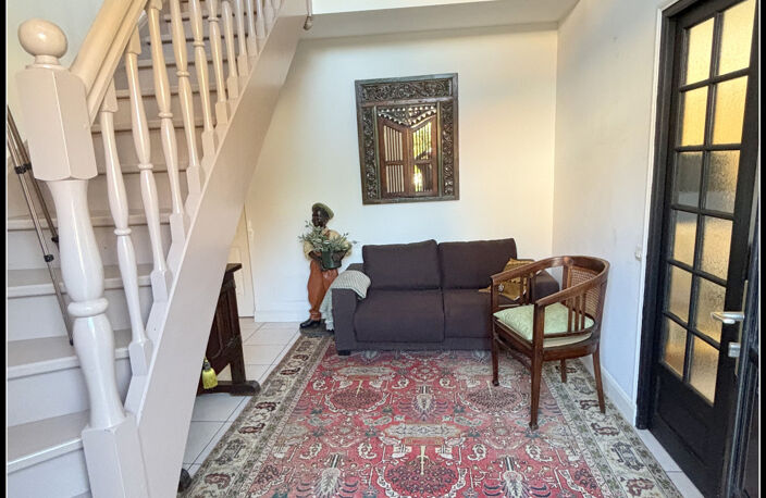 Maison à vendre 5 pièces, calme, piscine — photo 4