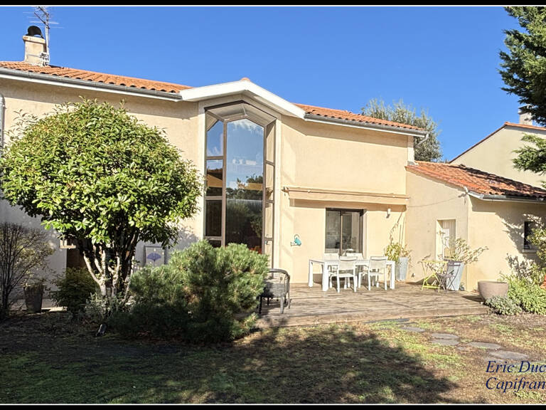 Maison à vendre 5 pièces, calme, piscine — photo 1