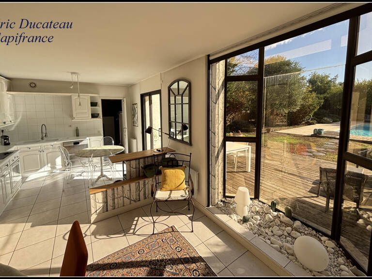 Maison à vendre 5 pièces, calme, piscine — photo 1