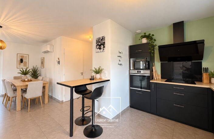 ARTIGUELOUVE (64) – À VENDRE – Maison récente de plain-pied de 92 m² – 3 chambres – Terrasse couverte, jardin et garage — photo 3