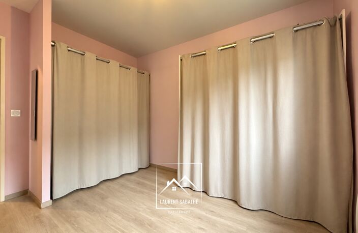 ARTIGUELOUVE (64) – À VENDRE – Maison récente de plain-pied de 92 m² – 3 chambres – Terrasse couverte, jardin et garage — photo 5
