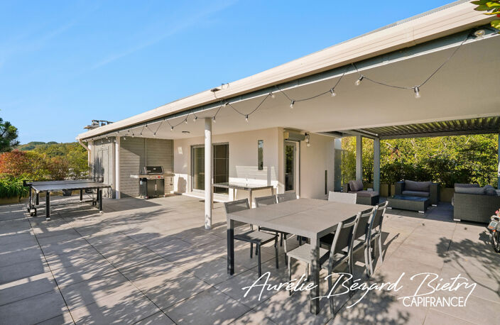Duplex en dernier étage avec terrasse plein ciel de 143 m² — photo 2