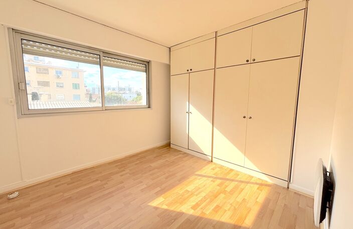 Appartement à vendre 2 pièces LE CANNET (06) — photo 3