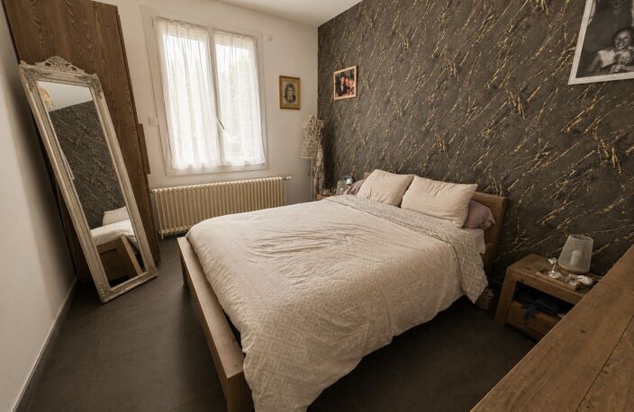 Maison à vendre 6 pièces SAINTES (17) — photo 5