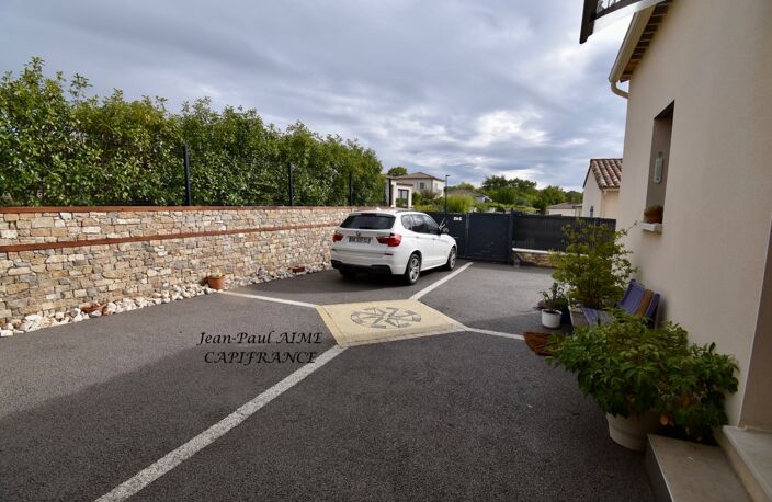 BARJAC – MAISON T4 DE PLAIN-PIED – VUE SUR LES CÉVENNES – PRESTATIONS DE GRANDE QUALITÉ — photo 2