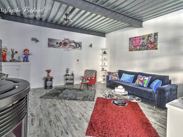 OULLINS – LOFT 184 M² – 3 SUITES & TERRASSE secteur de la Bussière, à proximité du centre-ville — photo du bien