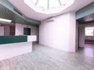 PAU (64) - Place de Verdun - À VENDRE - Appartement ou bureaux de 235m2 — photo 2