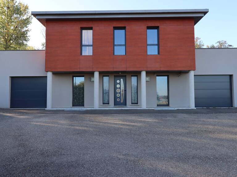 Maison à vendre 7 pièces 196 M2 — photo 1