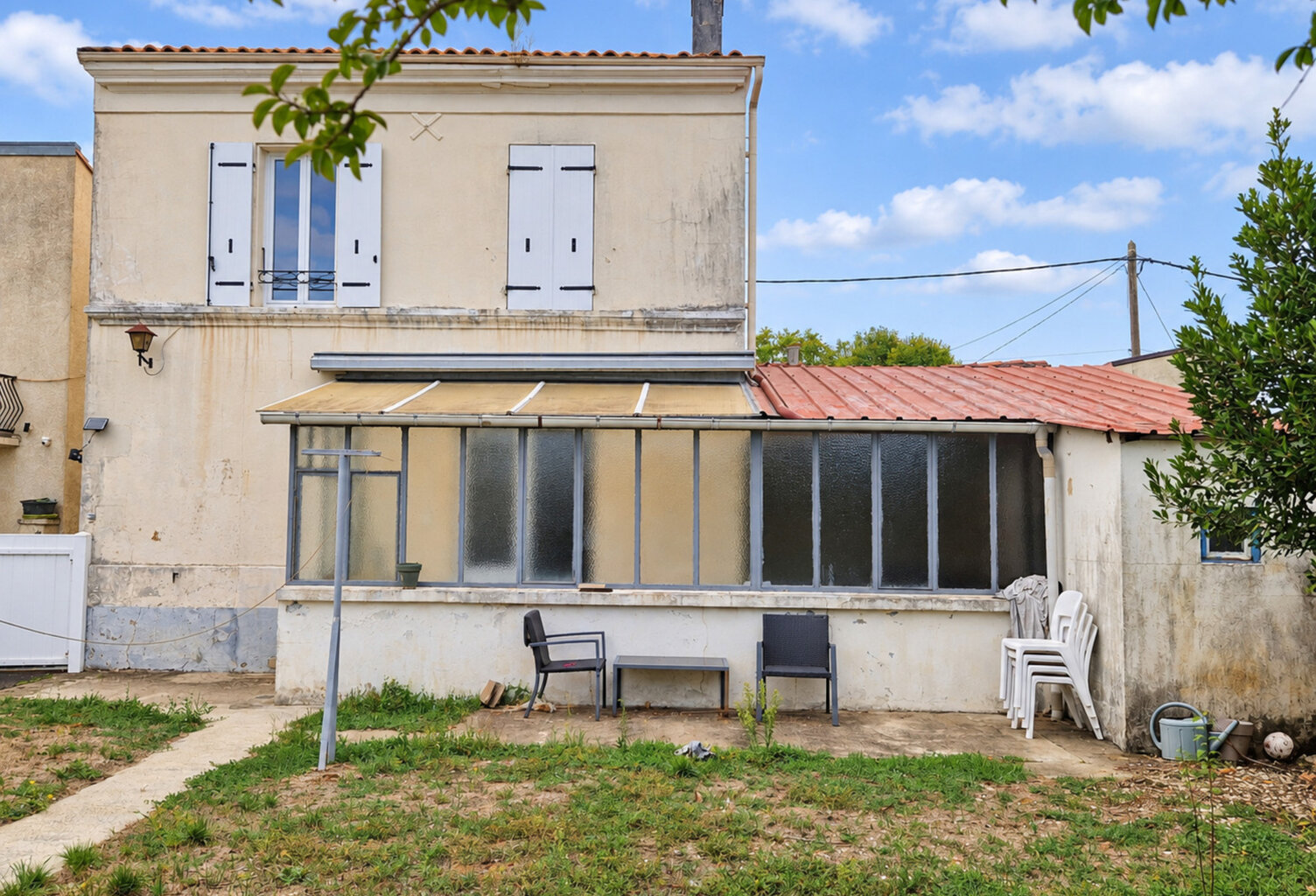 Maison à vendre 4 pièces SAINT JEAN D'ANGELY (17)- 89 m² habitables - garage - jardin — photo 1