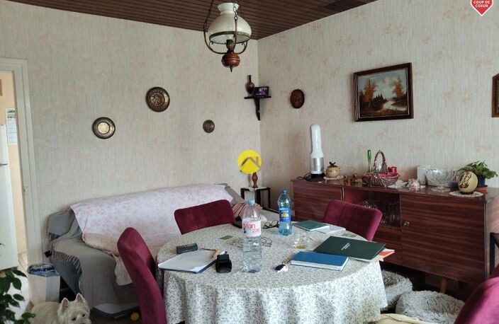 Jolie maison village avec commerces — photo 3