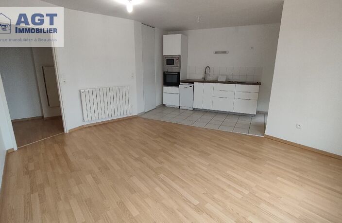 BEAUVAIS — photo 2