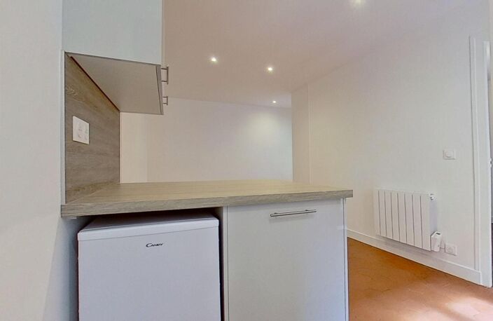 40 rue de la Montagne Ste Geneviève - LOT 270 - Paris - 75005 - T2 Non meublé - 1315 €CC — photo 5