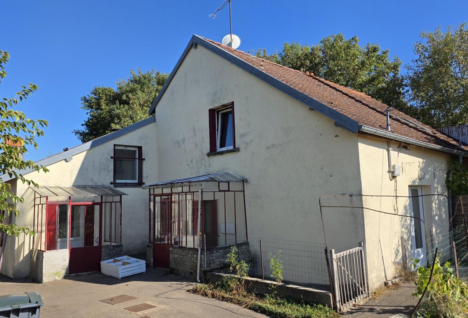À LOUER – MAISON 119 m² AVEC 3 CHAMBRES ET JARDIN – VANNE (70130) — photo 1