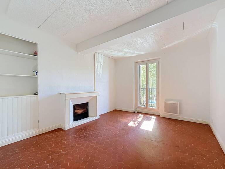 MONTAUROUX _Maison de village de 105 m²  6 pièces dont 5 chambres — photo 1