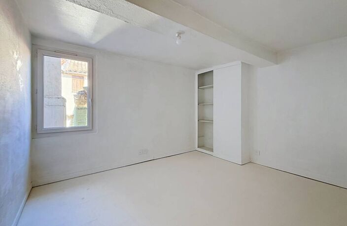 MONTAUROUX _Maison de village de 105 m²  6 pièces dont 5 chambres — photo 5
