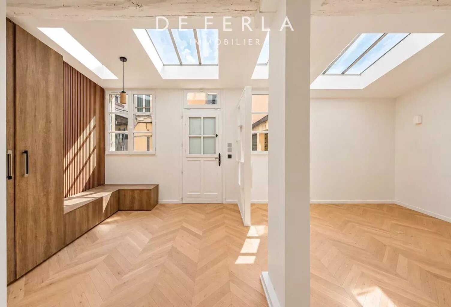 VERSAILLES MONTBAURON – TRIPLEX FAMILIAL, L'ESPRIT D'UNE MAISON DE VILLE — photo 1