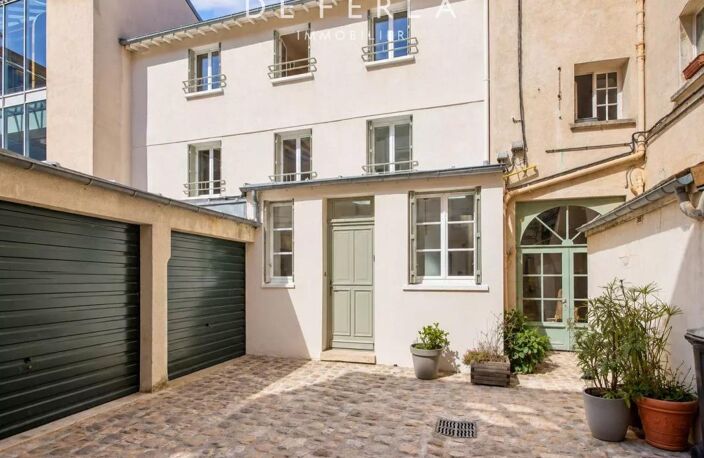 VERSAILLES MONTBAURON – TRIPLEX FAMILIAL, L'ESPRIT D'UNE MAISON DE VILLE — photo 2