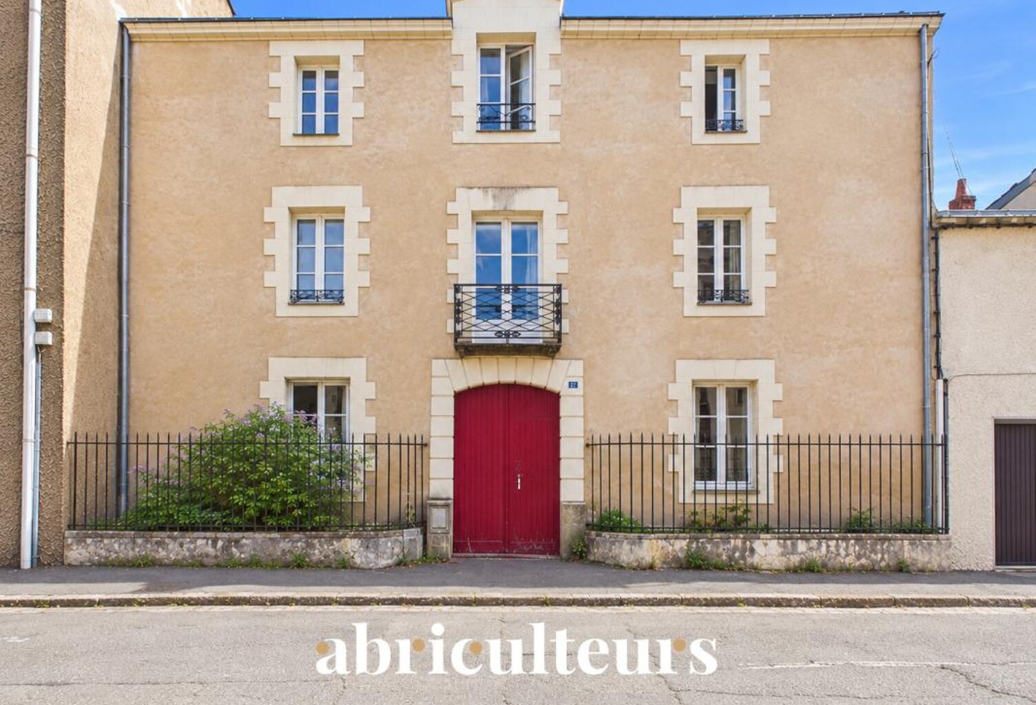 Immeuble de 12 lots à vendre en plein cœur du quartier Saint-Donatien, à Nantes (44000) — photo 1