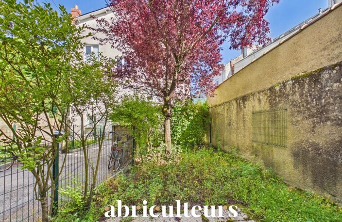Immeuble de 12 lots à vendre en plein cœur du quartier Saint-Donatien, à Nantes (44000) — photo 4