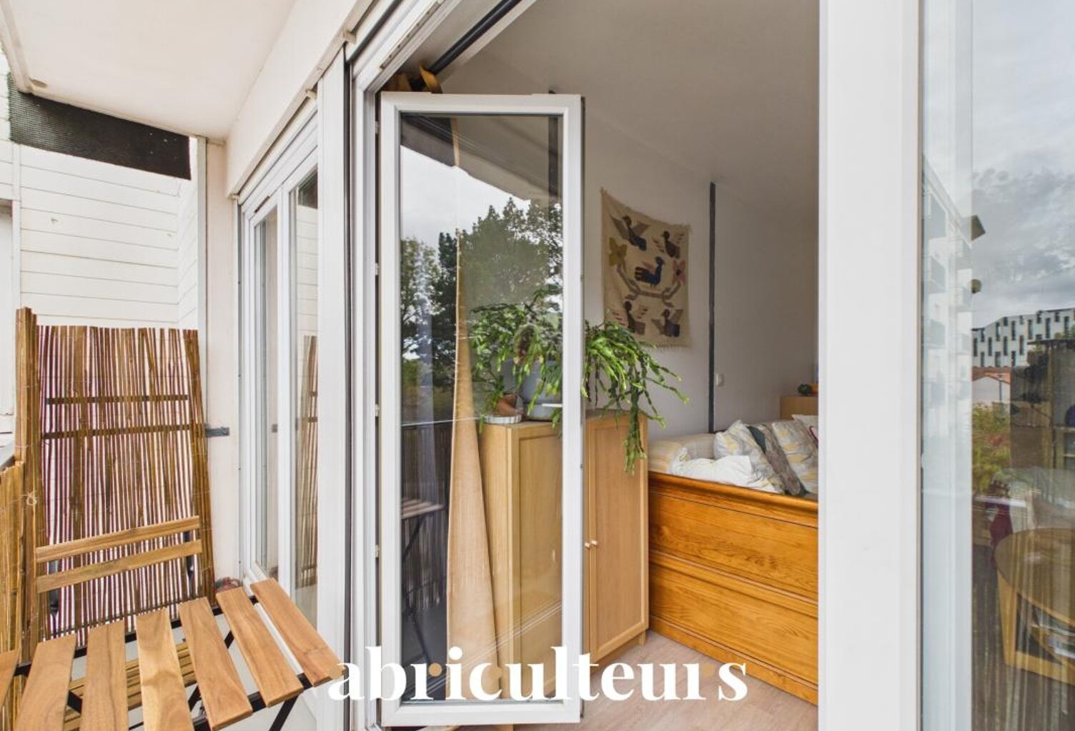 Proche Carré des Arts  et Tram à St Herblain, Beau T3 rénové avec balcon — photo 1