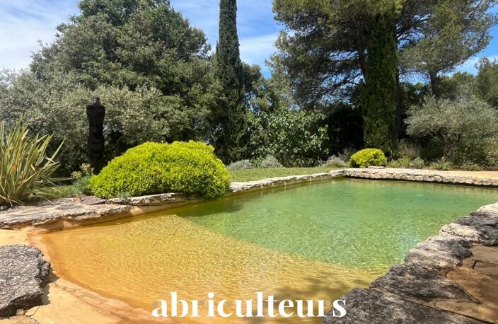 Villa d'architecte rénovée de 155 m² à vendre au pied du Luberon à Cheval-Blanc (84460) — photo 2
