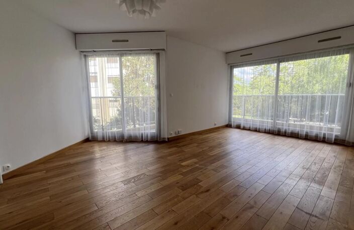 F3 DE 70 M² AVEC BALCON 14 M² — photo 2