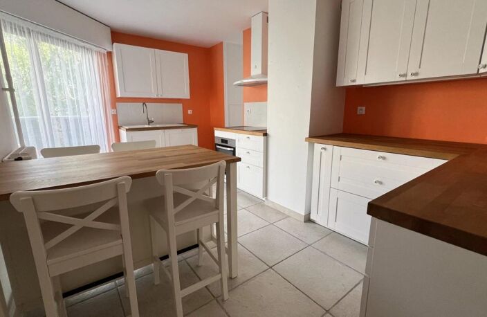 F3 DE 70 M² AVEC BALCON 14 M² — photo 3