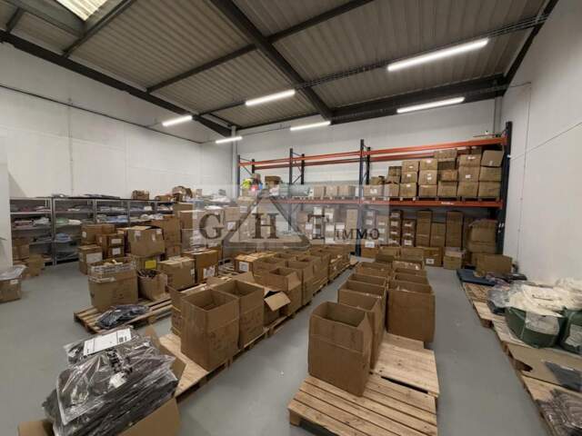 LOCAL D'ACTIVITÉ A VENDRE DE 231M2 — photo du bien