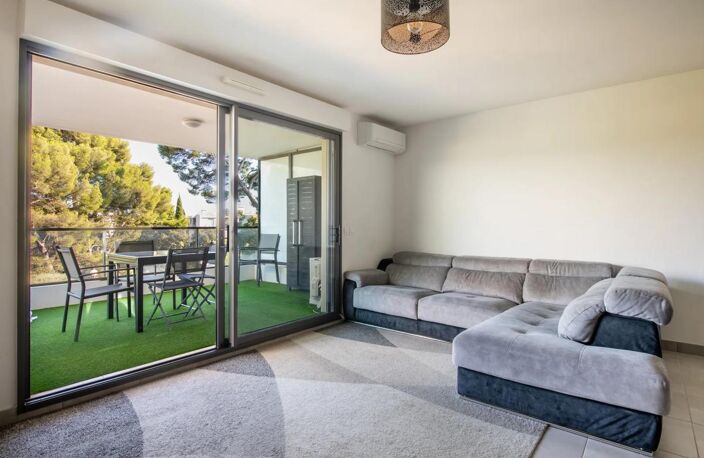 Appartement de 3 pièces de 68 m² à La Ciotat — photo 3