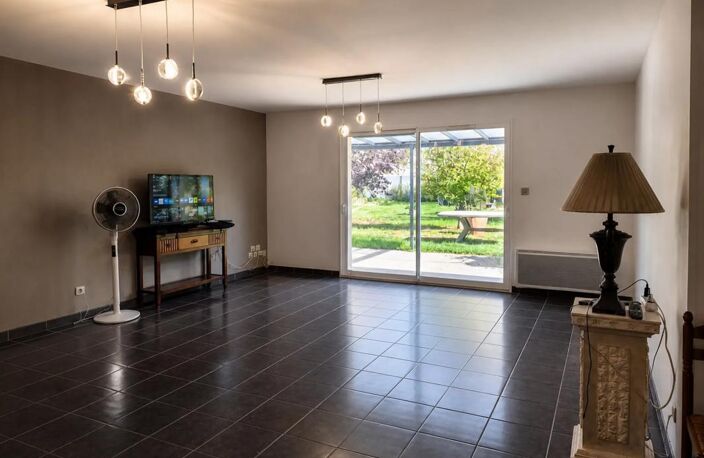 Maison de 5 pièces de 110 m² à Val-de-Livenne — photo 4