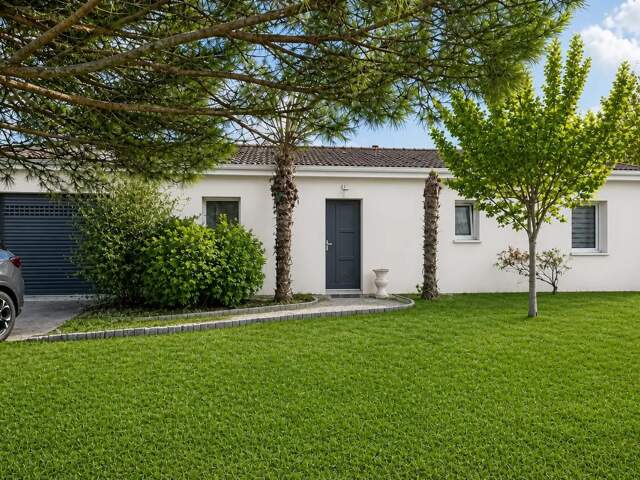 Maison de 5 pièces de 110 m² à Val-de-Livenne — photo du bien