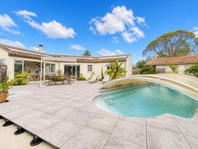 Maison de 6 pièces de 160 m² à Sainte-Gemme — photo du bien