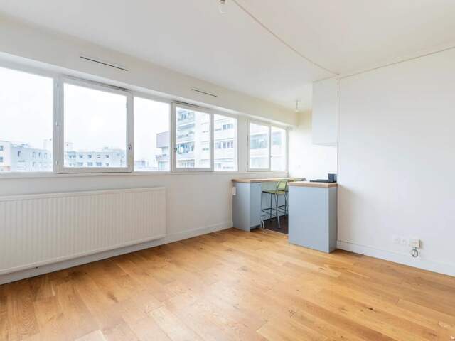Appartement studio de 27 m² situé à Pantin — photo du bien