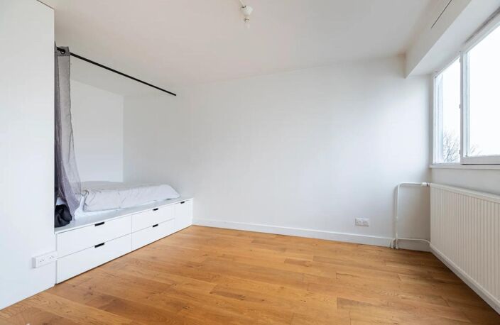 Appartement studio de 27 m² situé à Pantin — photo 2