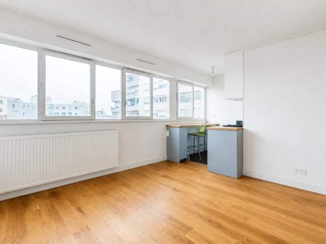 Appartement studio de 27 m² situé à Pantin — photo du bien