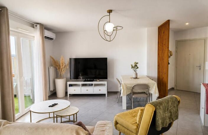 Appartement de 5 pièces de 96 m² à Marseille — photo 3