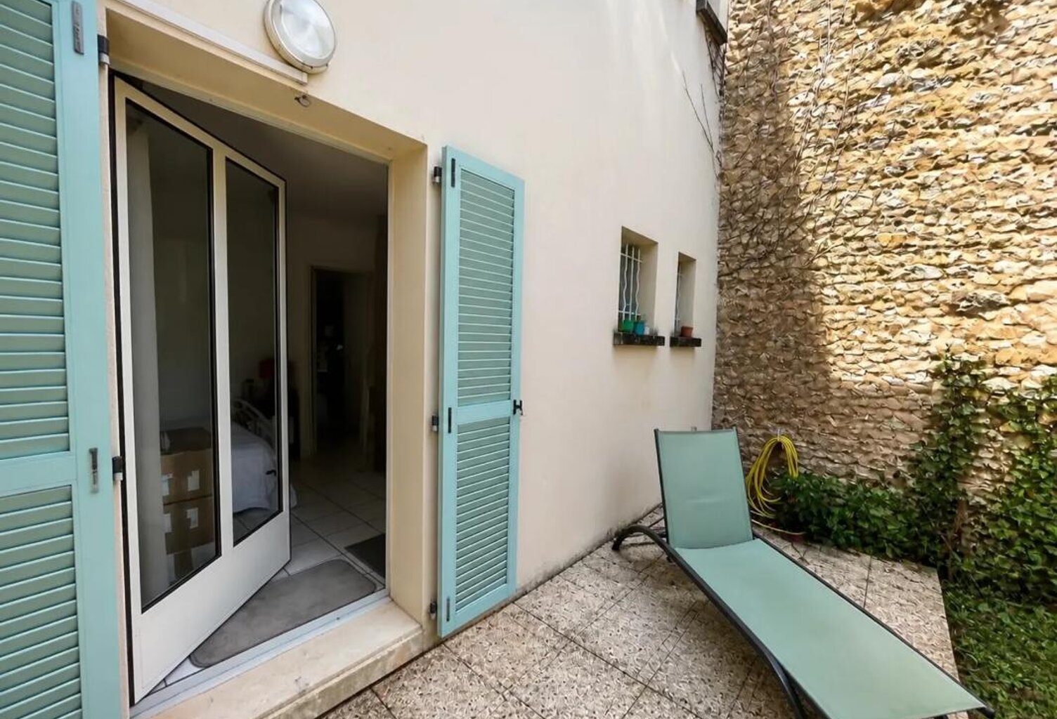 Appartement 2 pièces de 39 m² à Melun et 120m² de jardin — photo 1