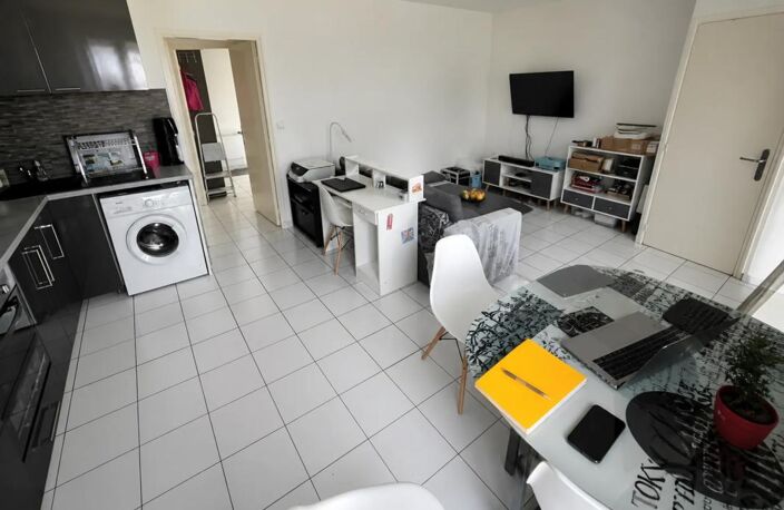 Appartement 2 pièces de 39 m² à Melun et 120m² de jardin — photo 5